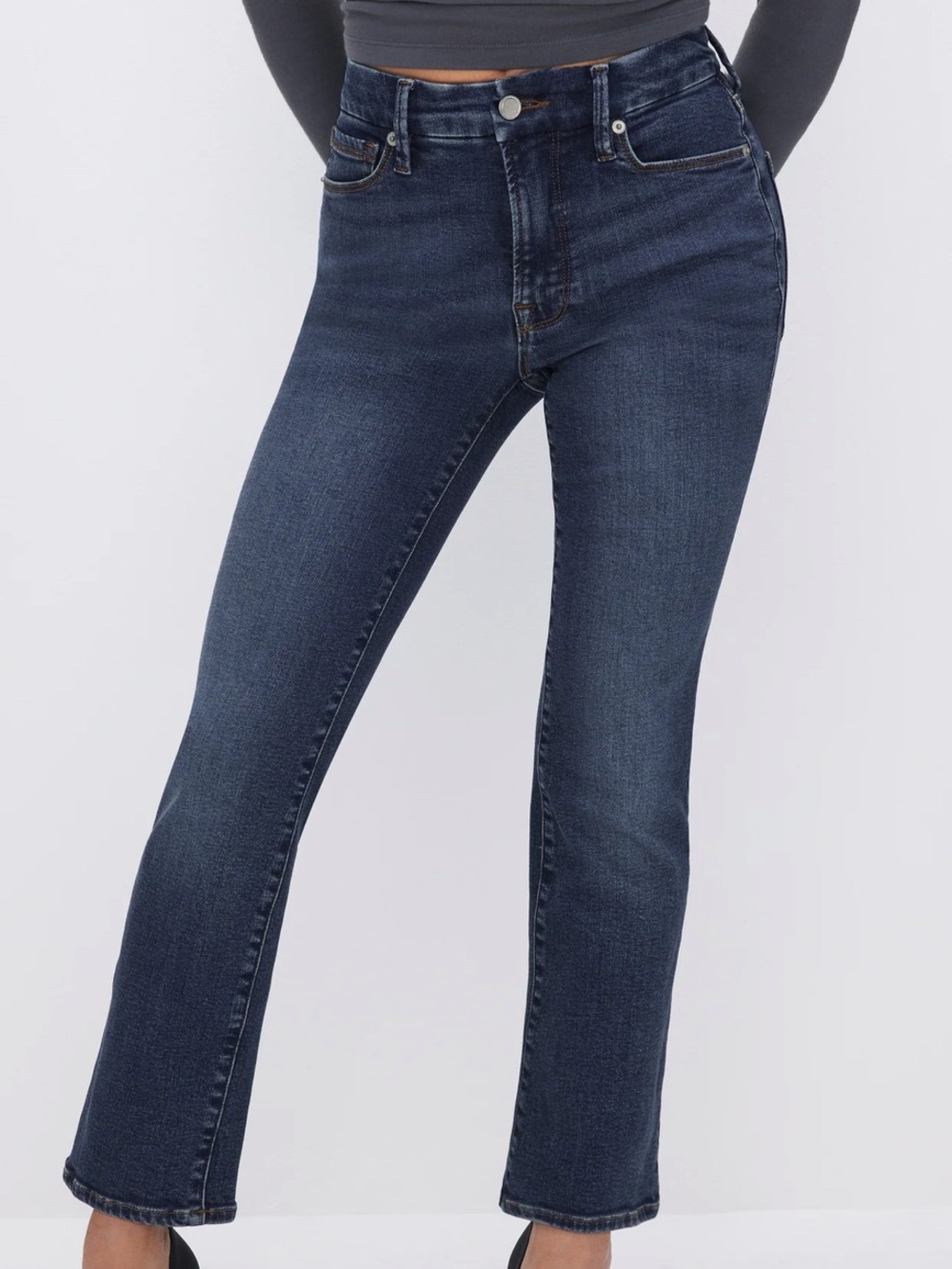 Good American Good Petite Straight Jeans